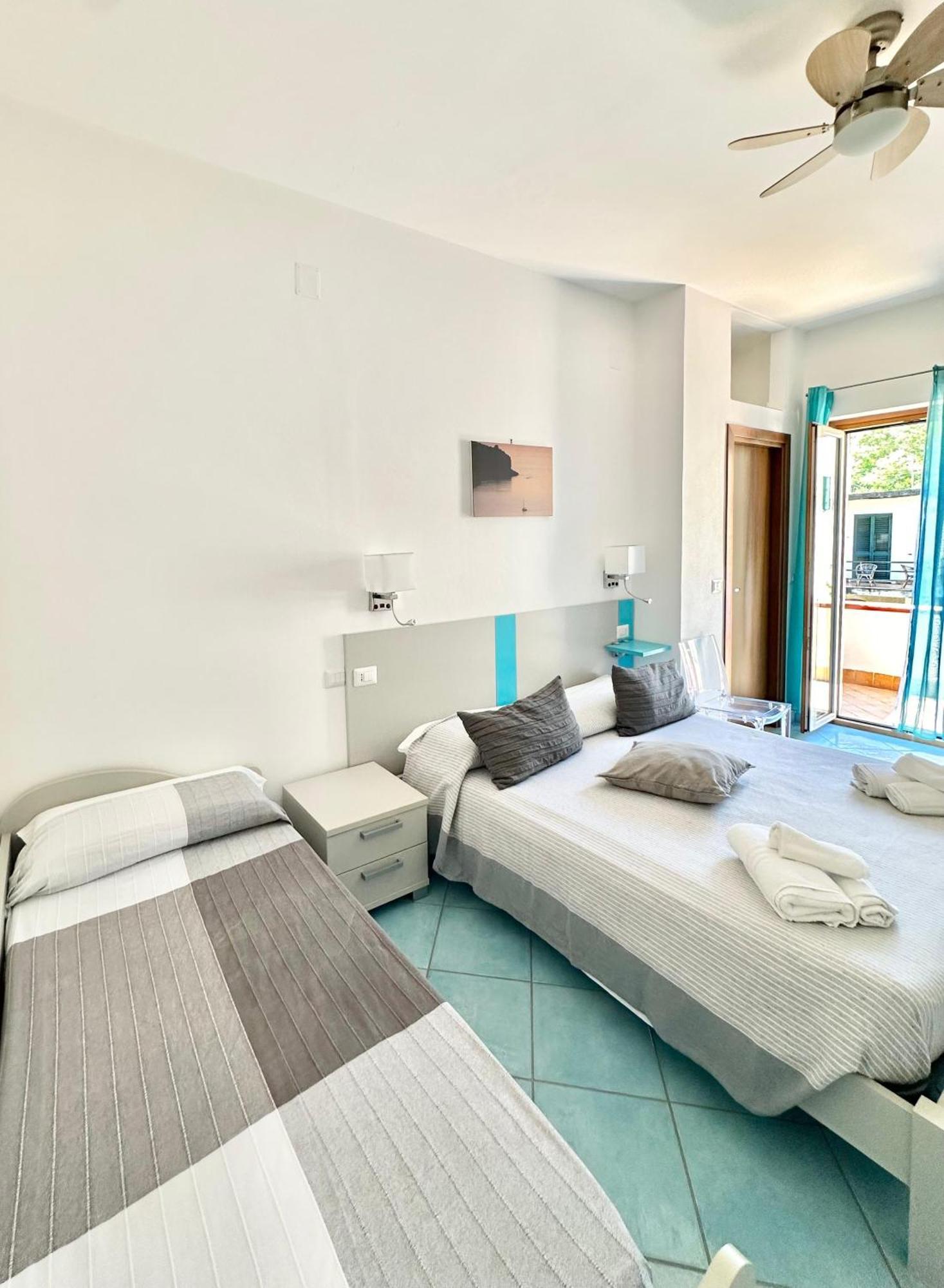 Belvedere Hotel-B&B パリヌロ エクステリア 写真