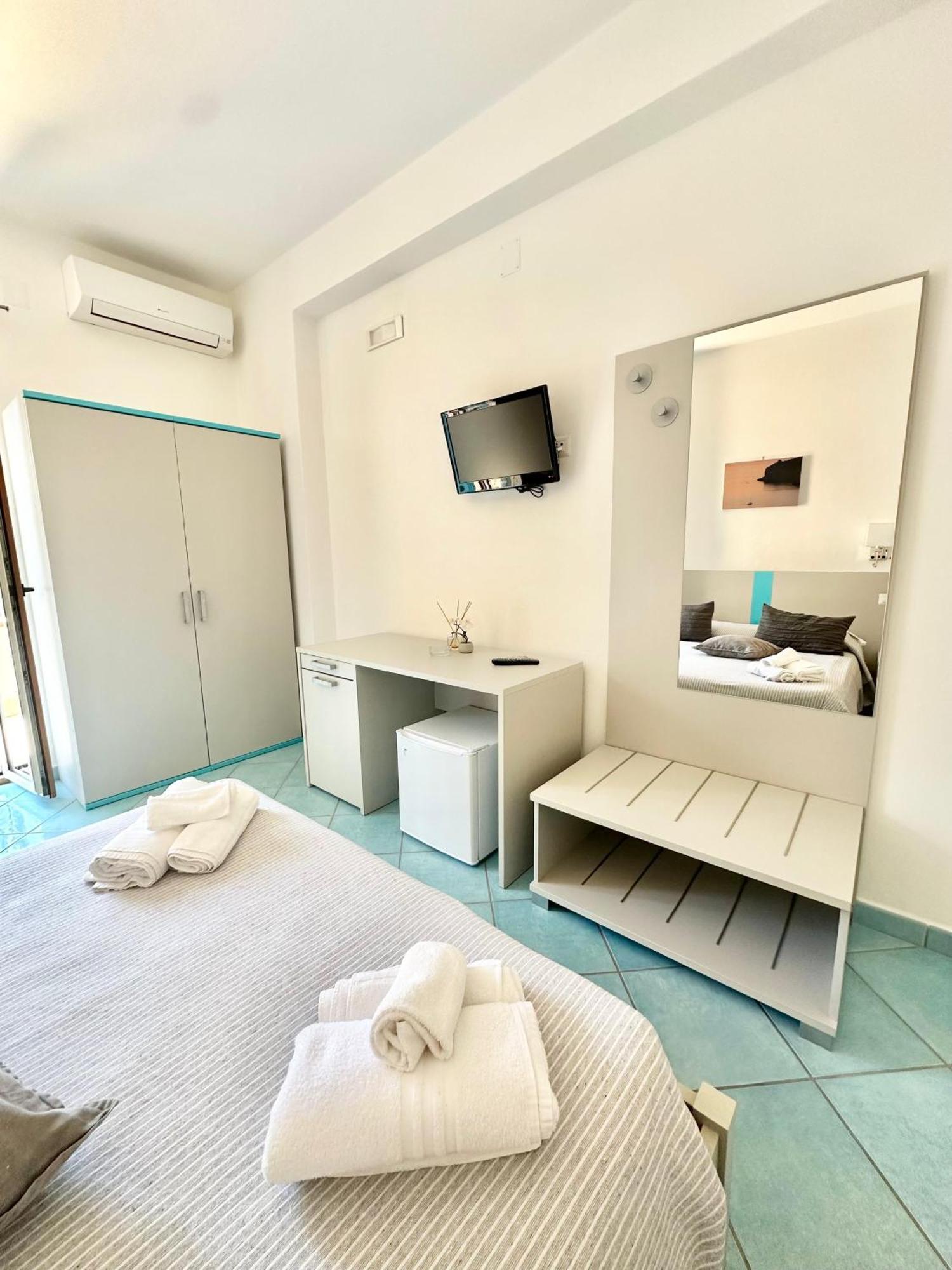Belvedere Hotel-B&B パリヌロ エクステリア 写真